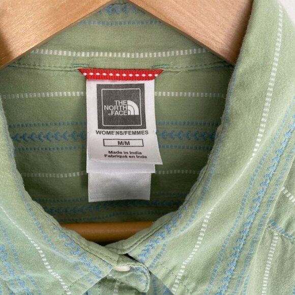 THE North Face Women’s Button Up Top Green with Stripe - Picture 3 of 6